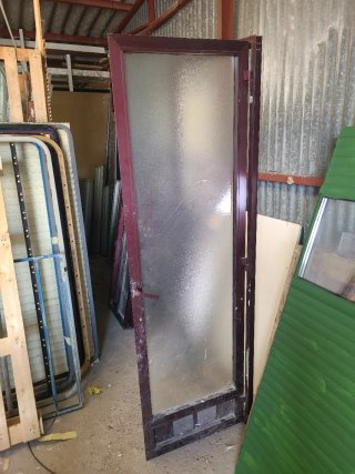 Puerta de aluminio con cristal Segunda mano