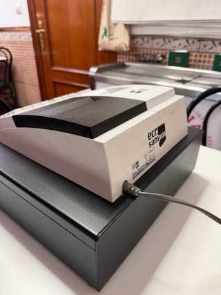 Caja Registradora Casi Nueva. Con instrucciones.