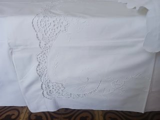 Lenzuolo e federe vintage ricamato cotone