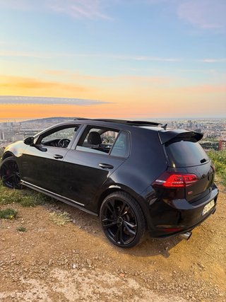 Volkswagen GTI PERFORMANCE