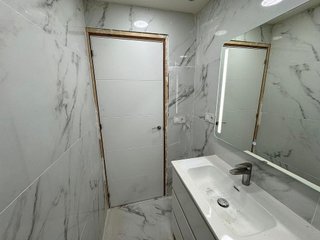 Casa adosada en venta en Iznalloz