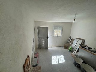 Casa adosada en venta en Iznalloz