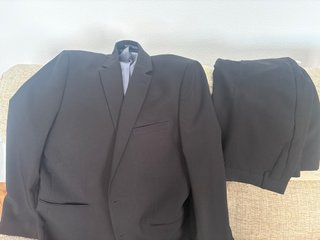 Traje de boda negro