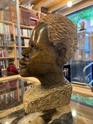 Busto piedra maciza tallada arte tribal