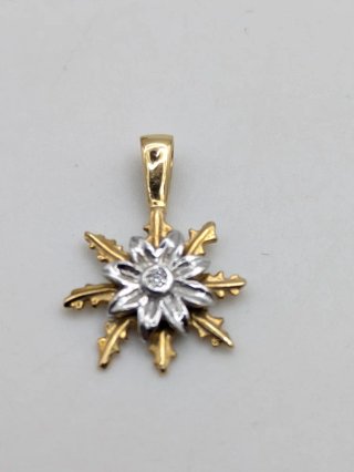 Colgante Oro 18k  Diamante
