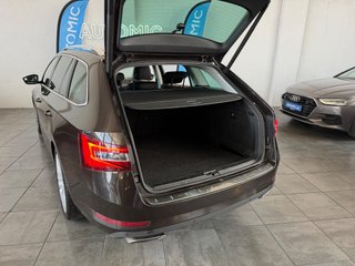 Skoda Superb Combi 2.0 TSI 206kw (280CV) Sport Line