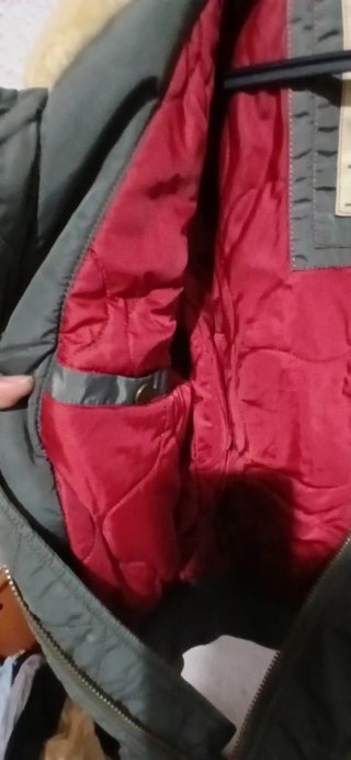 Chaqueta Alpha Industries Verde y Beige