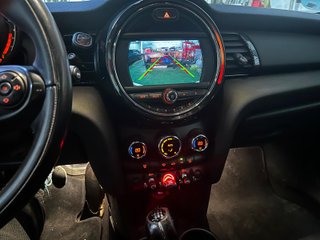 MINI ONE 2019
