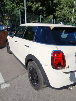 MINI ONE 2019