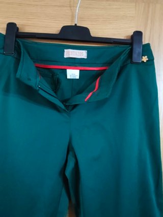 Pantalón verde elegante