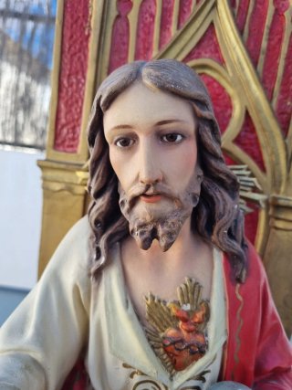 Sagrado Corazón de Jesús Trono.  Fabricado en Olot