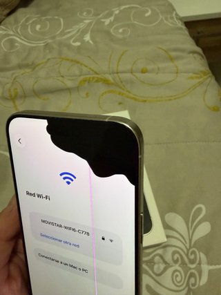 iPhone 15 Pro Max Plata 256GB Con golpe