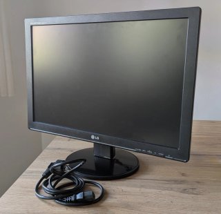 Pantalla LG Flatron W2241S 22 Negra