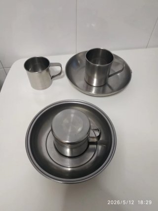 PLATO Y TAZA CAMPAMENTO ACERO INOXIDABLE.
