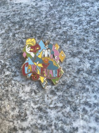 Spilla Disney Carnevale Donald Duck