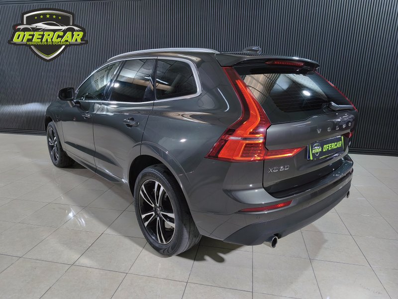 Volvo XC60 2021, foto 3