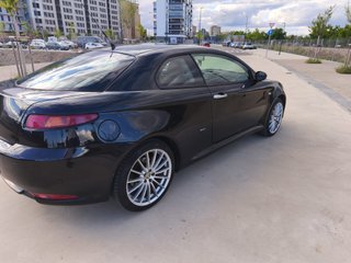 Alfa Romeo GT 2008 1.9 JTD