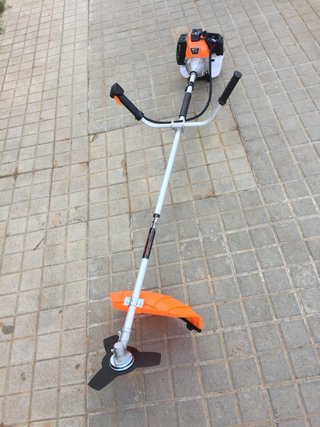 Desbrozadora. Nueva a estrenar