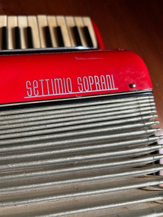 Acordeón rojo Settimio Soprani Lucciola