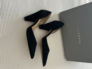 Zapatos tacón ante negro Intropia T.37