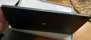 Tablet Samsung Negra con Teclado
