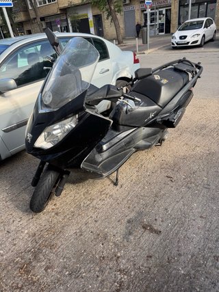 Peugeot Satelis 125cc Negra