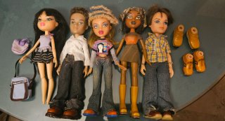 Lote 5 Bratz con Accesorios