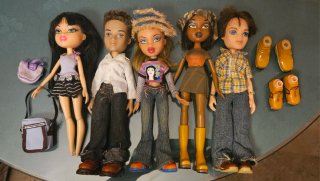 Lote 5 Bratz con Accesorios