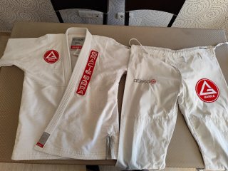 PACK Kimono + Rashguard  BJJ Gracie Barra Talla A3