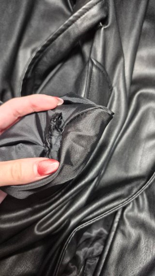 Trenca Polipiel Stradivarius Negra Talla S