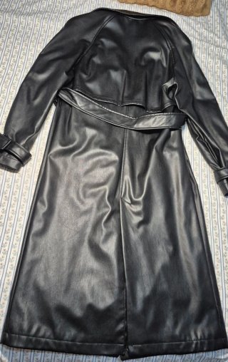 Trenca Polipiel Stradivarius Negra Talla S