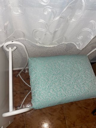 Banqueta de hierro y tela