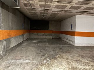 Garaje en alquiler en Centre en Ripollet