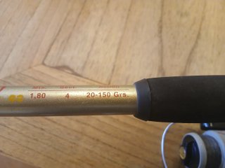 Caña de pesca Grauvell Valeria 180 y carrete OKUMA