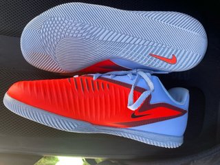 Zapatillas Nike Futbol Sala Talla 6-A Nuevas