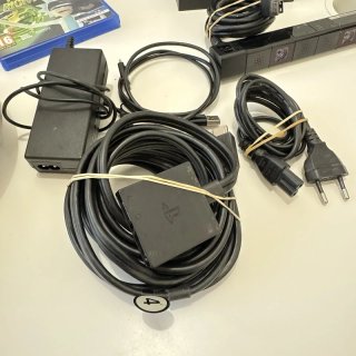 Sony PlayStation VR PS4 Bundle