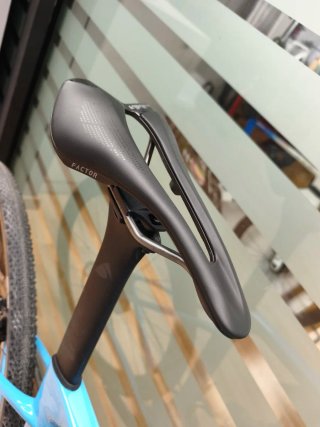 Factor OSTRO Gravel