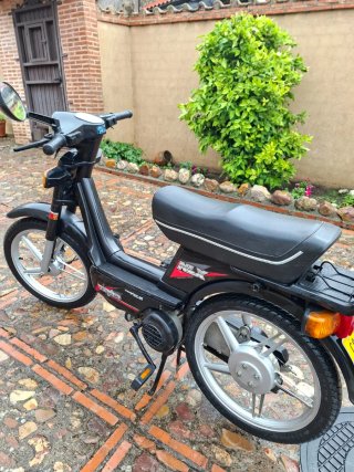 Vespinos NLX 1992