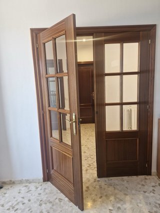 Lote de puertas interiores de madera