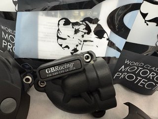 Protectores GB Racing Yamaha R7 MT 07 2026