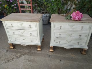 Mesitas de noche madera maciza decapadas