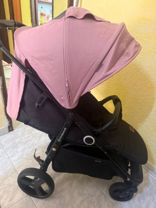 Carrito de paseo rosa y negro