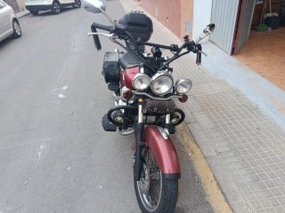 Honda Shadow 125cc.