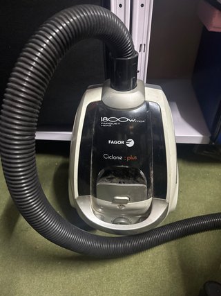 Aspiradora Fagor 1800W Ciclone Plus