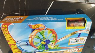 Pista Hot Wheels Rapid Launch & Loop Stunt Tracks