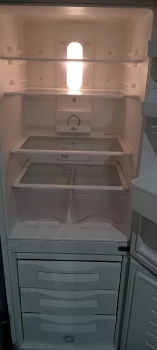 Nevera blanca