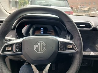 MG ZS 1.5 Standard 85 kW (116 CV)