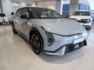 Kia EV4 GT-Line 81,4kWh (Long Range) 150 kW (204 CV)