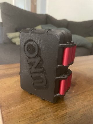Caja a medida para cartas UNO