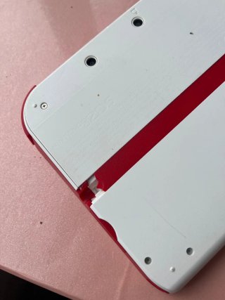 Consola Nintendo 2DS Red & White + 5 jgs y estuche